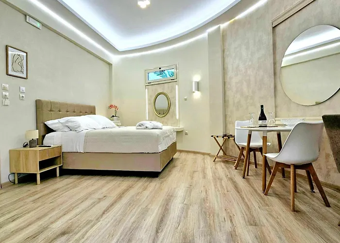 Golden City Center Suites