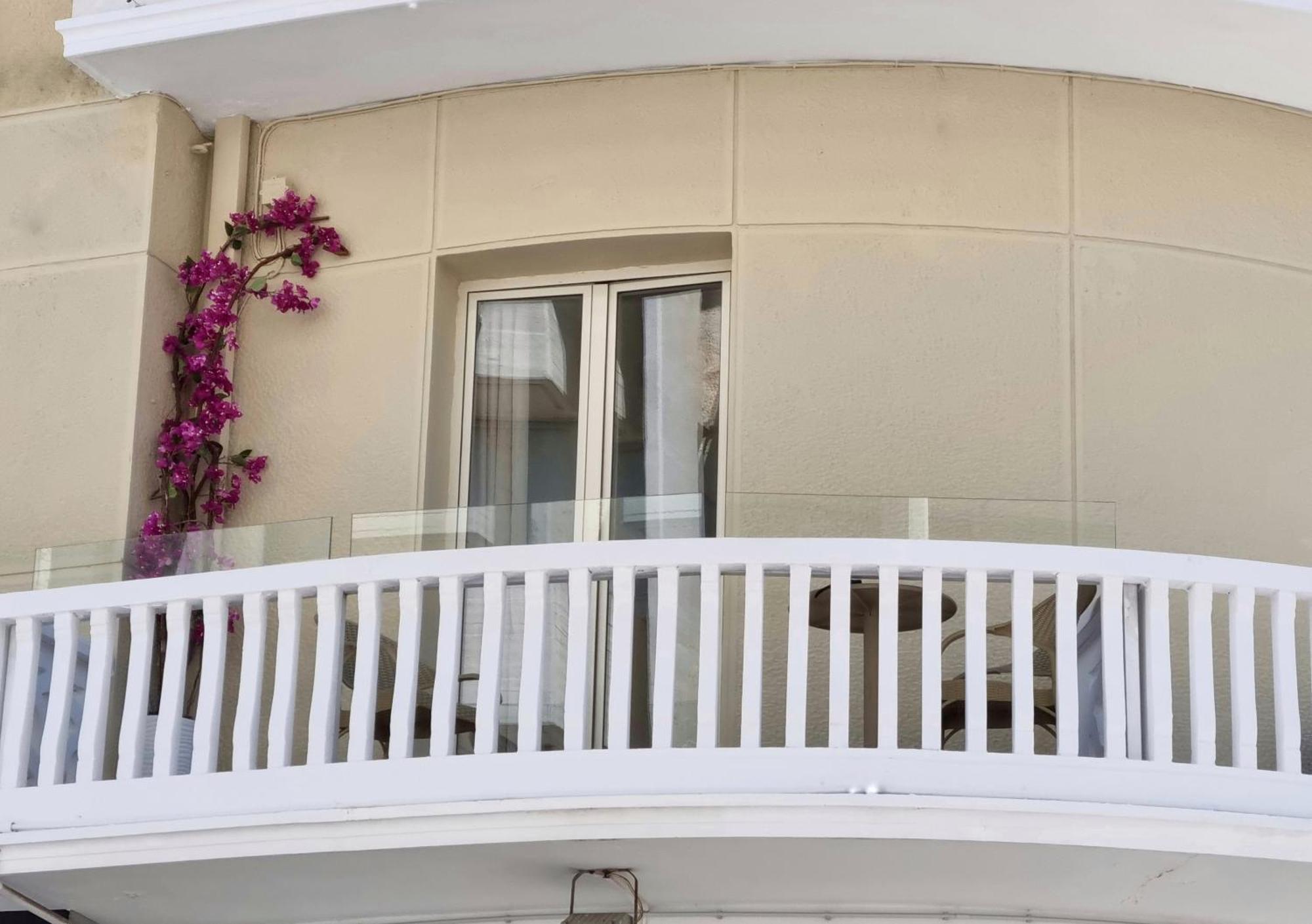Hotel de apartamente Golden Center *